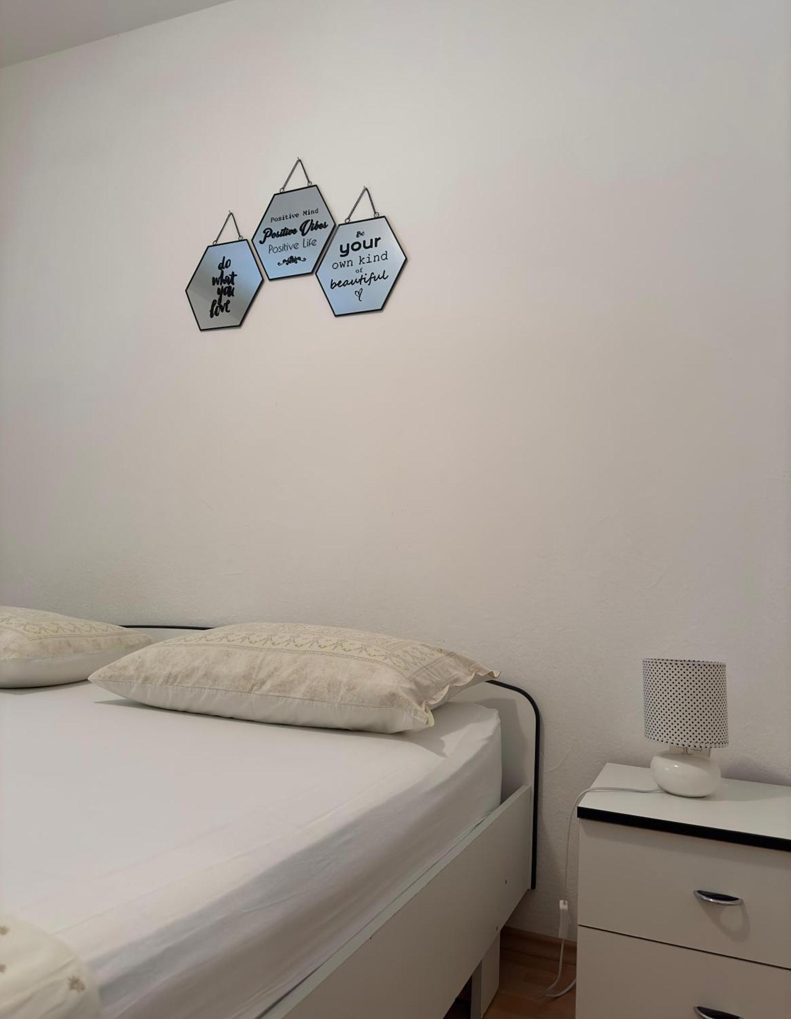 Apartmani Daria Оребич Екстер'єр фото